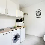 Amazing Studio In The Heart Of The Marais